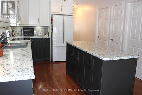 Kitchen - 1791 Cumberland Street, Cornwall, ON - Indoor Photo Showing Kitchen With Double Sink