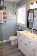 Upper Level 4 Pcs Bathroom - 