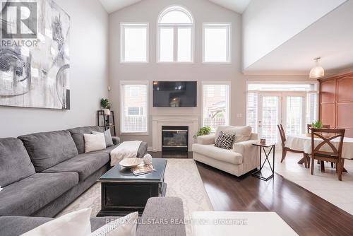 134 Stephensbrook Circle, Whitchurch-Stouffville, ON - Indoor Photo Showing Living Room With Fireplace