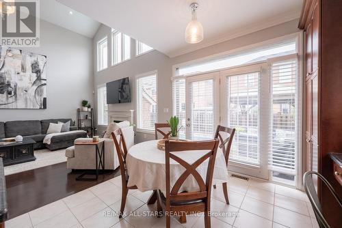 134 Stephensbrook Circle, Whitchurch-Stouffville, ON - Indoor Photo Showing Dining Room