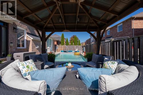 134 Stephensbrook Circle, Whitchurch-Stouffville, ON - Outdoor