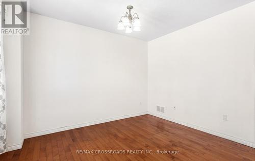7 Colorado Boulevard, Hamilton, ON - Indoor Photo Showing Other Room