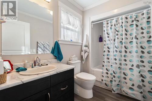Bathroom - 10 Mossberry Close, Hubley, NS - Indoor Photo Showing Bathroom