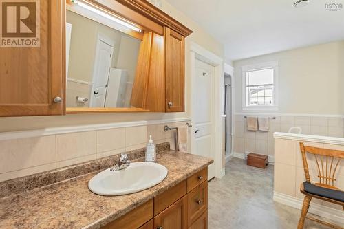 119 Fairview Drive, Nictaux, NS - Indoor Photo Showing Bathroom