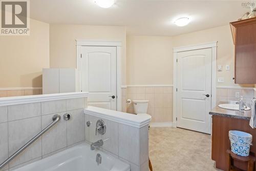119 Fairview Drive, Nictaux, NS - Indoor Photo Showing Bathroom