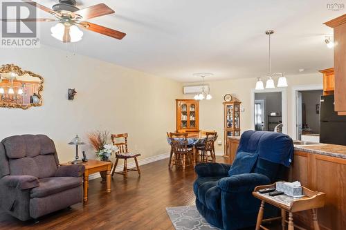 119 Fairview Drive, Nictaux, NS - Indoor Photo Showing Living Room