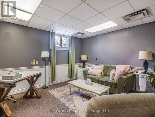 5 Wellington Street N, Woodstock (Woodstock - North), ON 