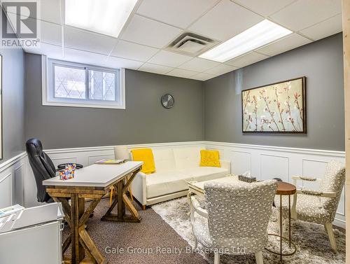 5 Wellington Street N, Woodstock (Woodstock - North), ON 