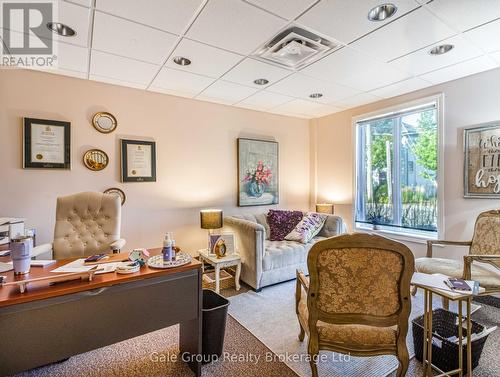 5 Wellington Street N, Woodstock (Woodstock - North), ON 