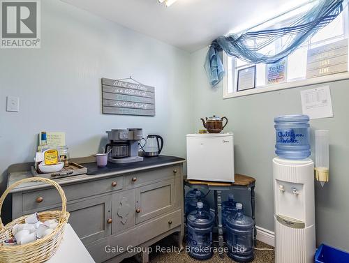 5 Wellington Street N, Woodstock (Woodstock - North), ON 