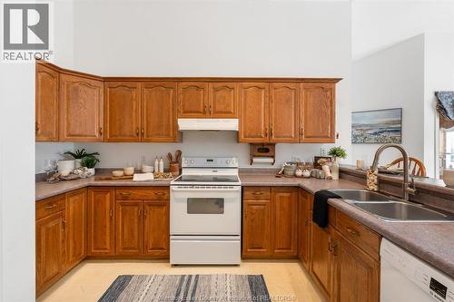70 Middleton Line, Wheatley, ON - Indoor Photo Showing Kitchen With Double Sink