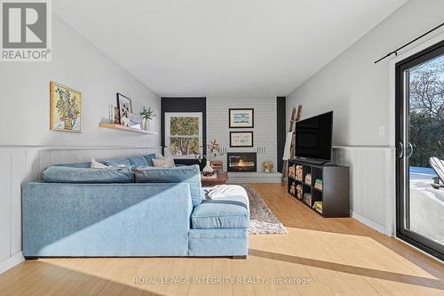 1231 Clothier Court, Ottawa, ON - Indoor Photo Showing Living Room With Fireplace