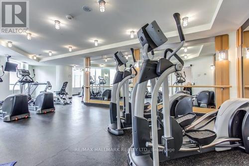 1810 - 381 Front Street W, Toronto, ON - Indoor Photo Showing Gym Room