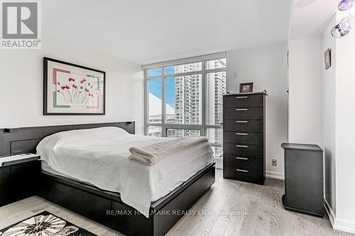1810 - 381 Front Street W, Toronto, ON - Indoor Photo Showing Bedroom