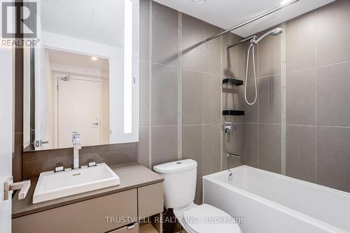 1601 - 101 Peter Street, Toronto, ON - Indoor Photo Showing Bathroom