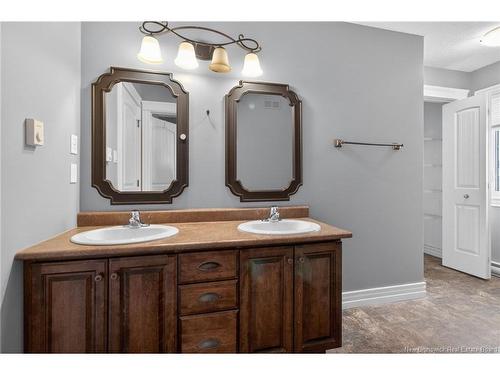 67 Rainford Crt, Moncton, NB 