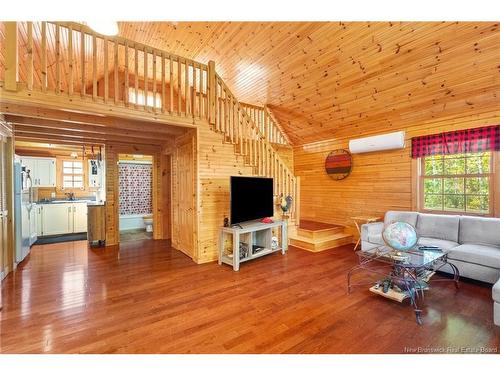 602 Cox Point Rd, Cumberland Bay, NB 