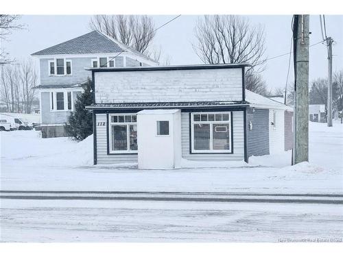 112 St-Pierre O Blvd, Caraquet, NB 