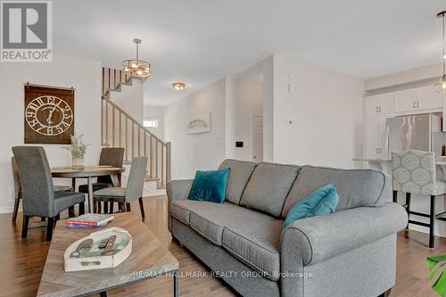 14 Darvoy Mews, Ottawa, ON - Indoor