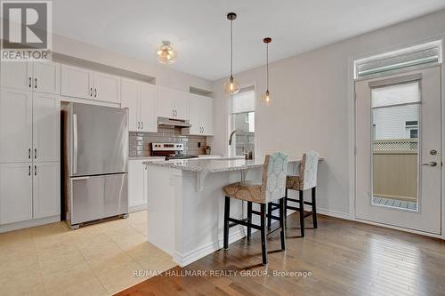 14 Darvoy Mews, Ottawa, ON - Indoor Photo Showing Kitchen With Upgraded Kitchen