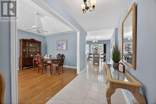 Large entry- no stairs - 9 Riverdale Drive, Wasaga Beach, ON - Indoor