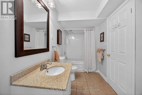 LL Full Bathroom - 9 Riverdale Drive, Wasaga Beach, ON - Indoor Photo Showing Bathroom