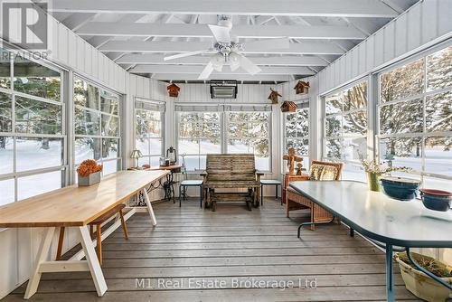 28 Weneil Drive, Hamilton (Freelton), ON - Indoor