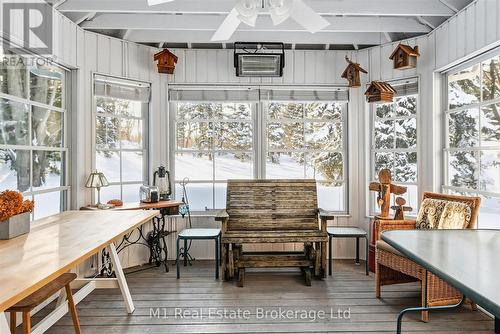 28 Weneil Drive, Hamilton (Freelton), ON - Indoor