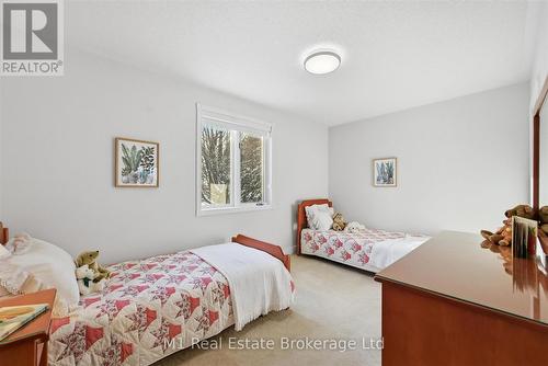 28 Weneil Drive, Hamilton (Freelton), ON - Indoor Photo Showing Bedroom