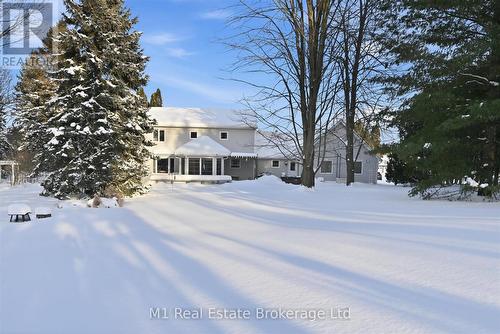 28 Weneil Drive, Hamilton (Freelton), ON - Outdoor