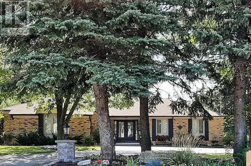 184 Dundas Street E, Hamilton (Waterdown), ON - Outdoor