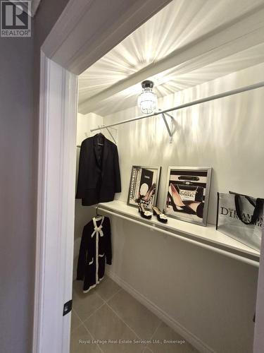 184 Dundas Street E, Hamilton (Waterdown), ON - Indoor Photo Showing Other Room