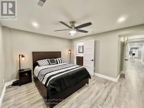 184 Dundas Street E, Hamilton (Waterdown), ON - Indoor Photo Showing Bedroom