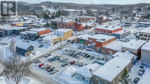 9 Caroline Street E, Huntsville (Chaffey), ON - Outdoor With View