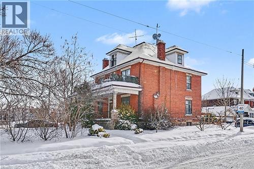 1316 E King Street E, Hamilton, ON - Outdoor