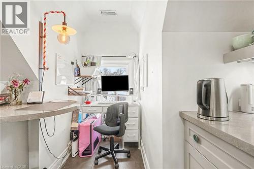 1316 E King Street E, Hamilton, ON - Indoor