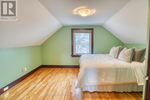 64 Fulton Avenue, Ottawa, ON - Indoor Photo Showing Bedroom