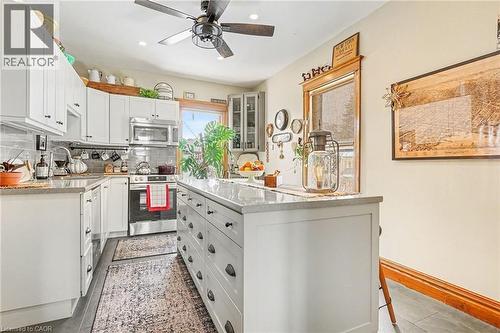 1316 E King Street E, Hamilton, ON - Indoor Photo Showing Kitchen With Upgraded Kitchen