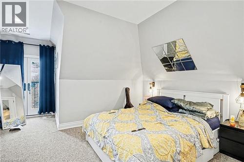 1316 E King Street E, Hamilton, ON - Indoor Photo Showing Bedroom