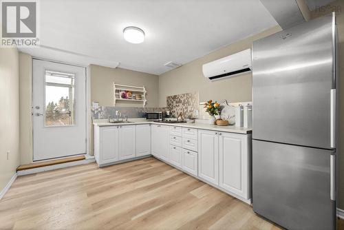 8554 Peggys Cove Road, Indian Harbour, NS - Indoor Photo Showing Kitchen