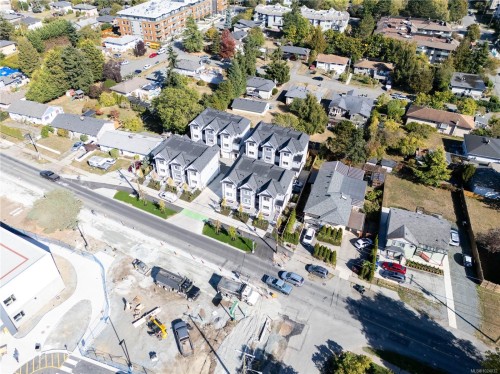 U3-3907 Cedar Hill Rd, Saanich, BC 