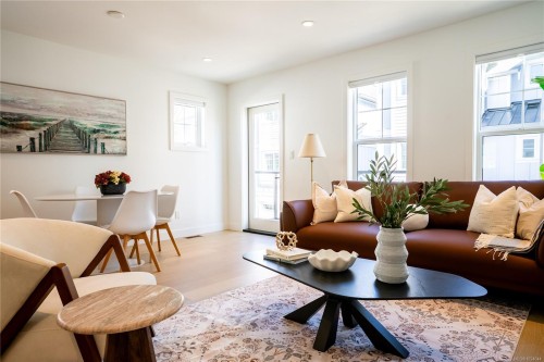 U5-3907 Cedar Hill Rd, Saanich, BC 