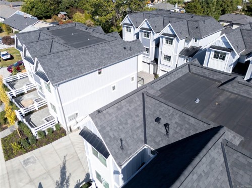 U5-3907 Cedar Hill Rd, Saanich, BC 