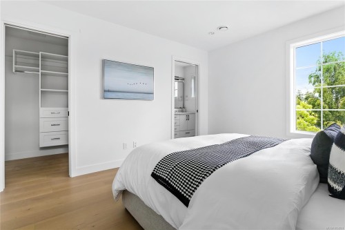 U10-3907 Cedar Hill Rd, Saanich, BC 