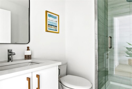 U10-3907 Cedar Hill Rd, Saanich, BC 