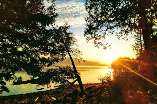 14 Spring Bay Rd, Lasqueti Island, BC 