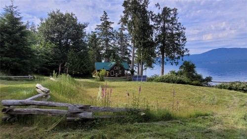 14 Spring Bay Rd, Lasqueti Island, BC 