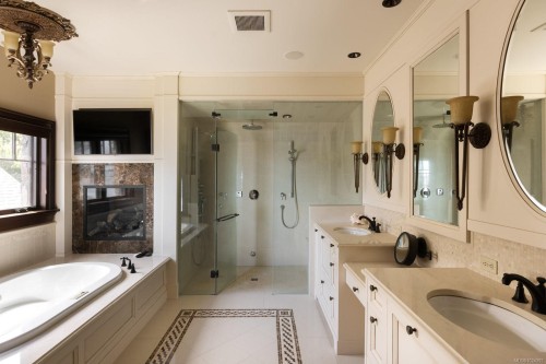 10493 Allbay Rd, Sidney, BC 