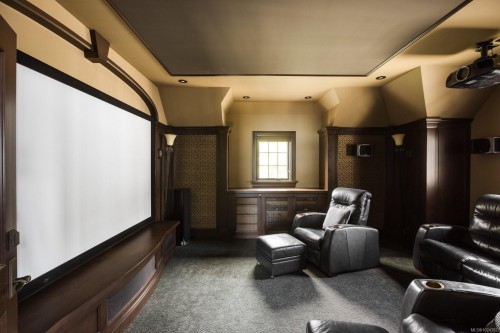 10493 Allbay Rd, Sidney, BC 