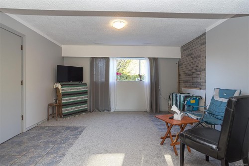 2139 Hemer Rd, Nanaimo, BC 